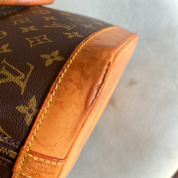 Louis Vuitton Alma bag - Picture 12 of 14